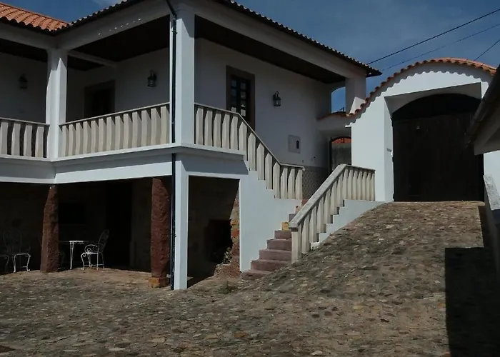 Patio Mos ヴィーラ・ノーヴァ・デ・ポイアレス